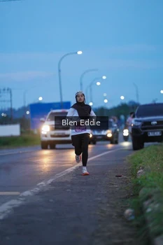 Runner Photo 1667746