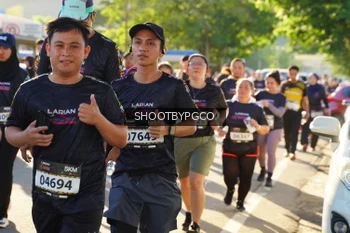 Runner Photo 1667775