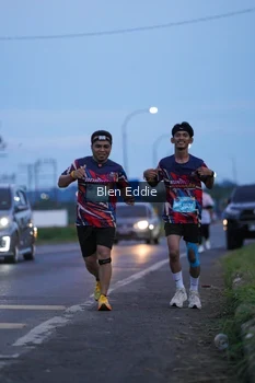 Runner Photo 1667794