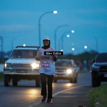 Runner Photo 1667838