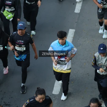 Runner Photo 1668016