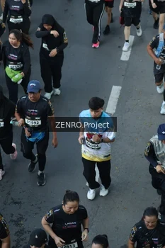 Runner Photo 1668019