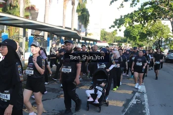 Runner Photo 1668022