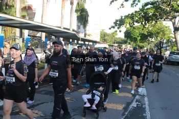 Runner Photo 1668030