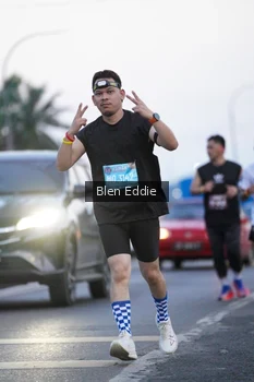Runner Photo 1668095