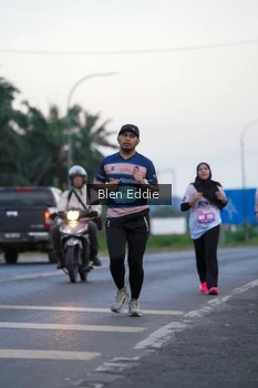 Runner Photo 1668193