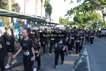 Runner Photo 1668278