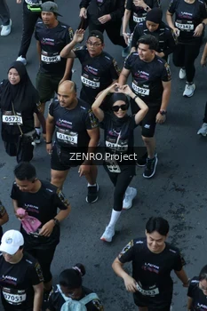 Runner Photo 1668350