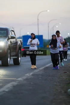 Runner Photo 1668384