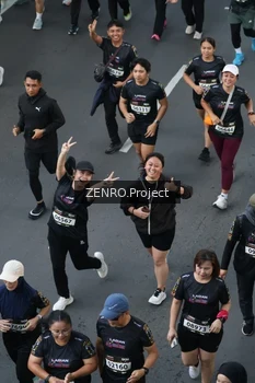 Runner Photo 1668423