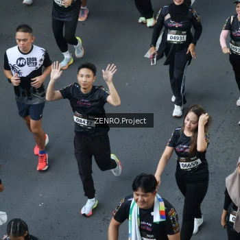 Runner Photo 1668533