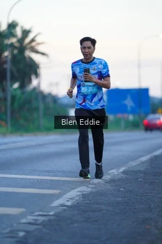 Runner Photo 1668684