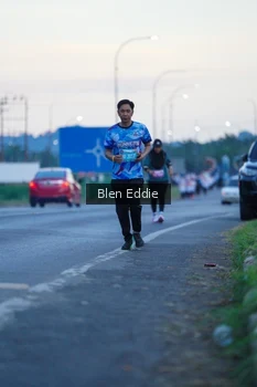 Runner Photo 1668688