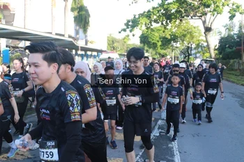 Runner Photo 1668715