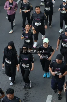 Runner Photo 1668724