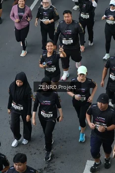 Runner Photo 1668726