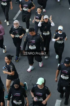 Runner Photo 1668732