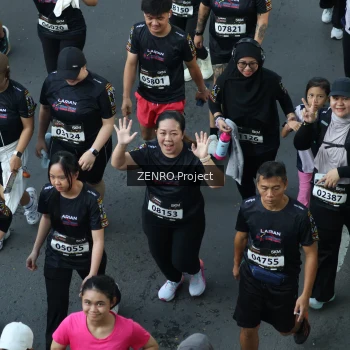 Runner Photo 1668756