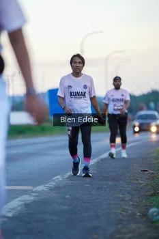 Runner Photo 1668827