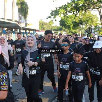 Runner Photo 1668856