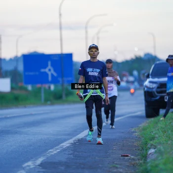Runner Photo 1668915