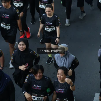 Runner Photo 1669033