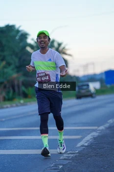 Runner Photo 1669037