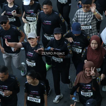 Runner Photo 1669060