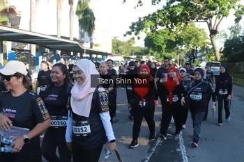 Runner Photo 1669095