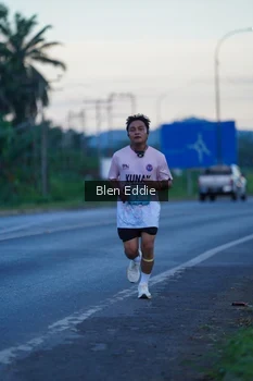 Runner Photo 1669132