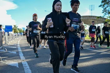 Runner Photo 1669247