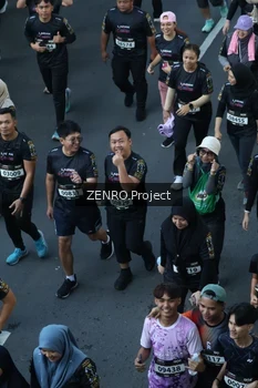 Runner Photo 1669385