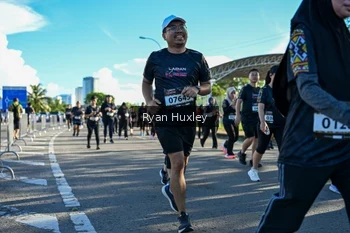 Runner Photo 1669424