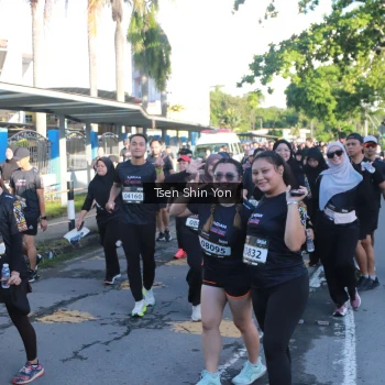 Runner Photo 1669479