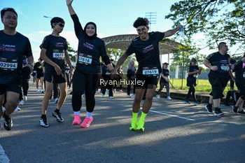 Runner Photo 1669510