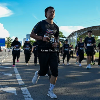 Runner Photo 1669541