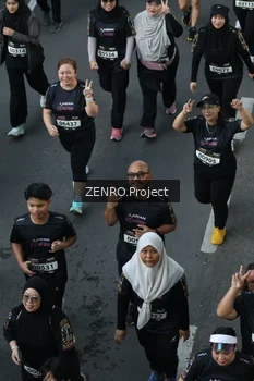 Runner Photo 1669572