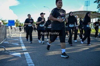 Runner Photo 1669634