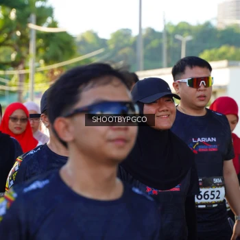 Runner Photo 1669654