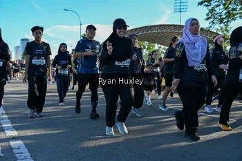 Runner Photo 1669741