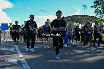 Runner Photo 1669755