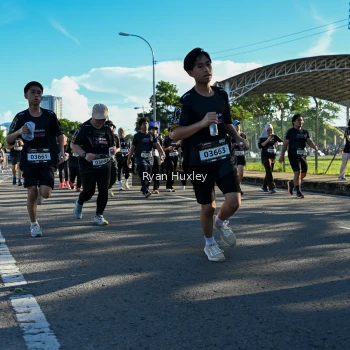 Runner Photo 1669900