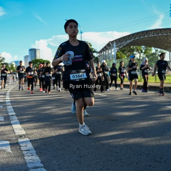 Runner Photo 1669901