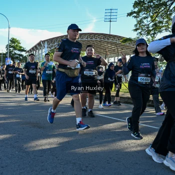 Runner Photo 1670017
