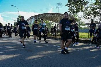 Runner Photo 1670022