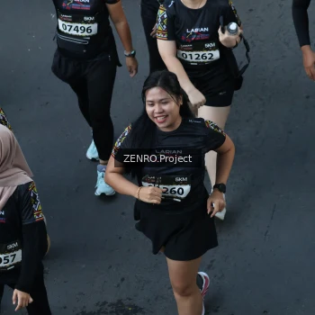 Runner Photo 1670072
