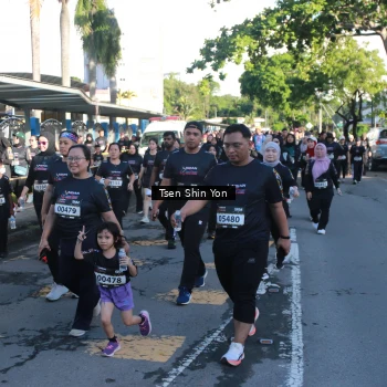 Runner Photo 1670109