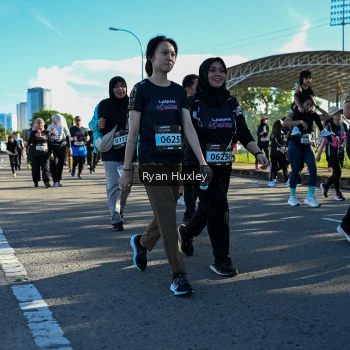 Runner Photo 1670153