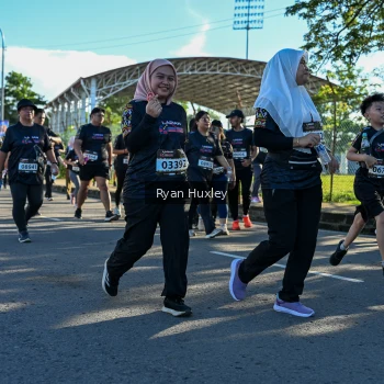Runner Photo 1670177