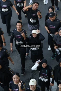 Runner Photo 1670247